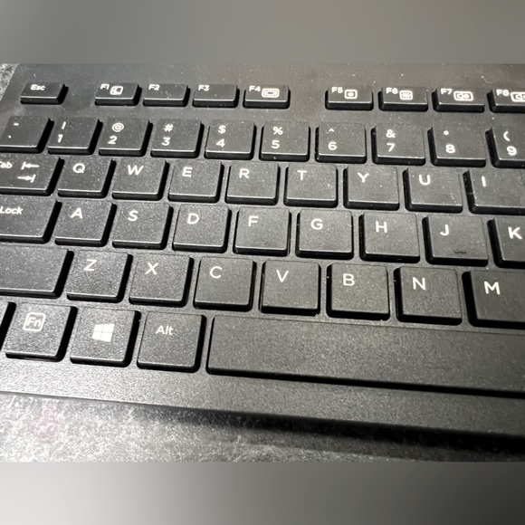 HP Keyboard- Brand New - Picture 1 of 6